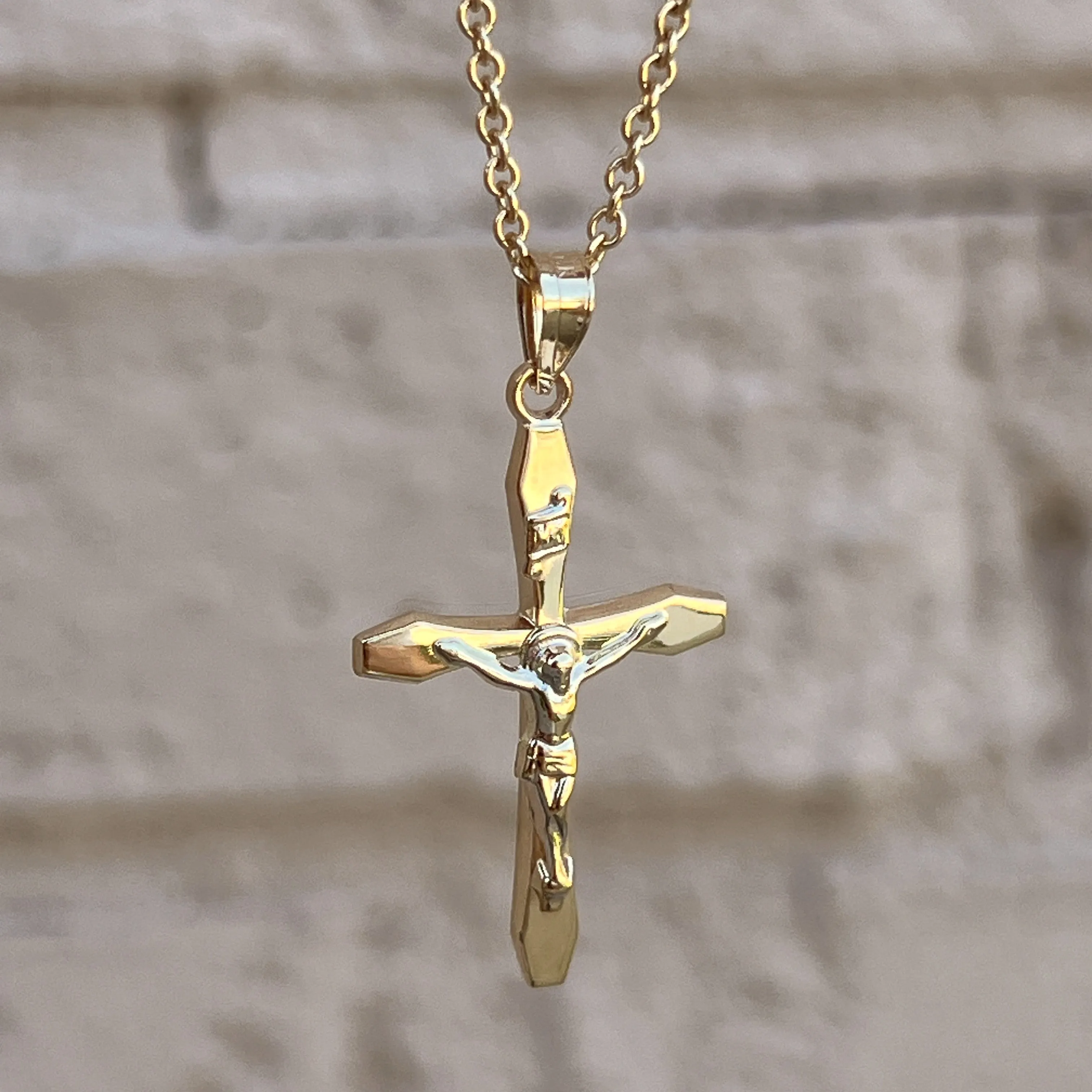 14K YELLOW GOLD SLIM INRI CRUCIFIX PENDANT