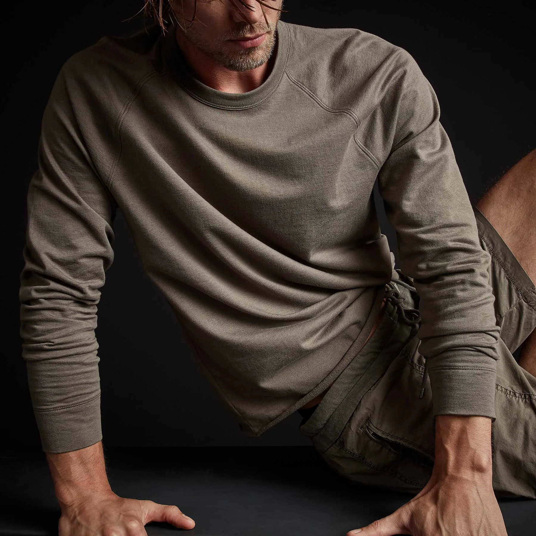 Feather Weight Terry Raglan Crew - Platoon