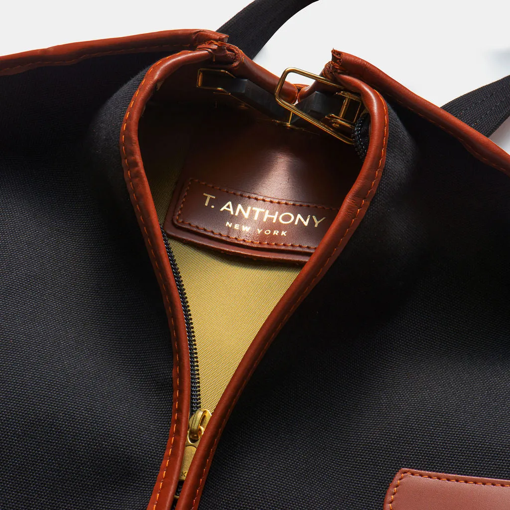 GARMENT CARRIER