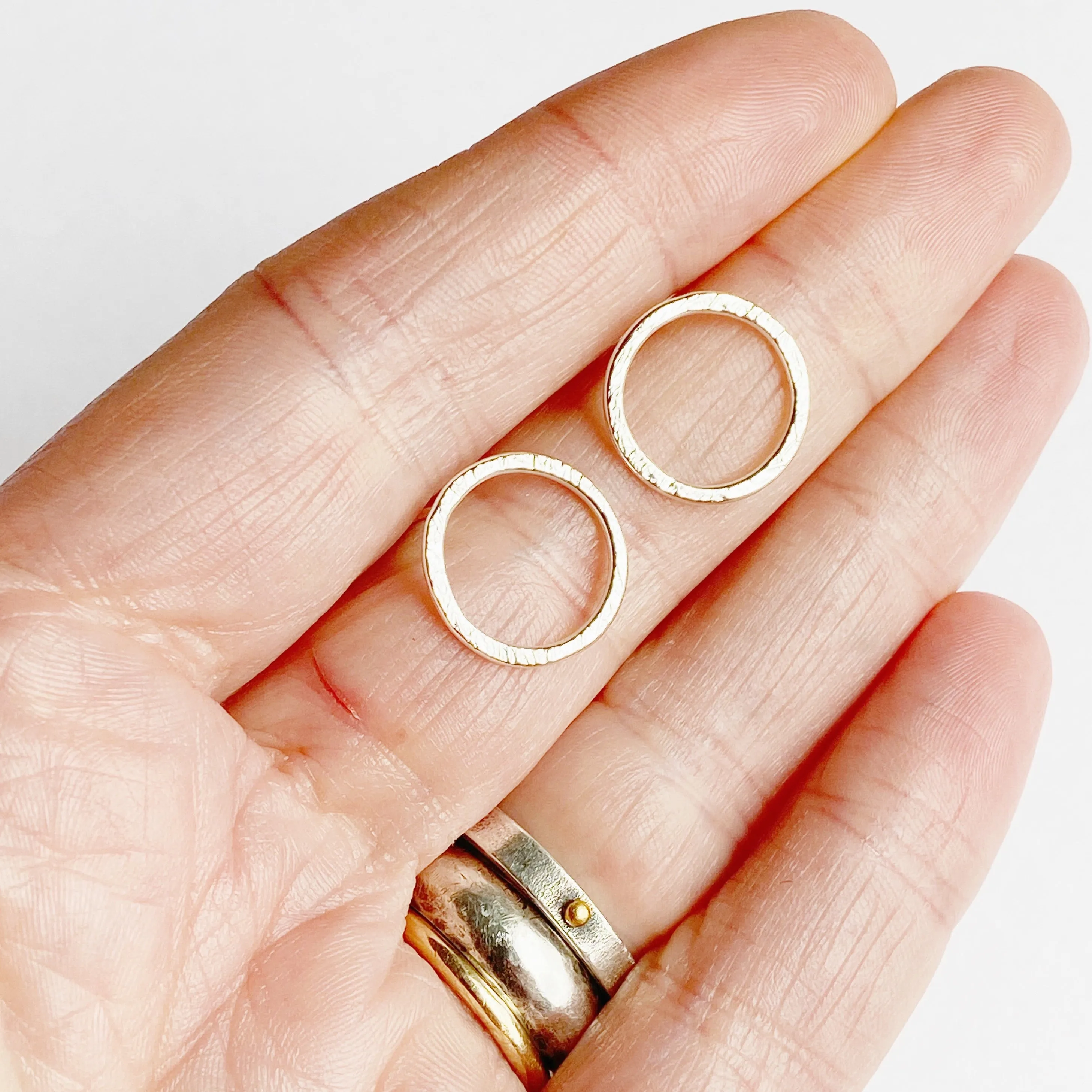 Halo Stud- Sterling silver