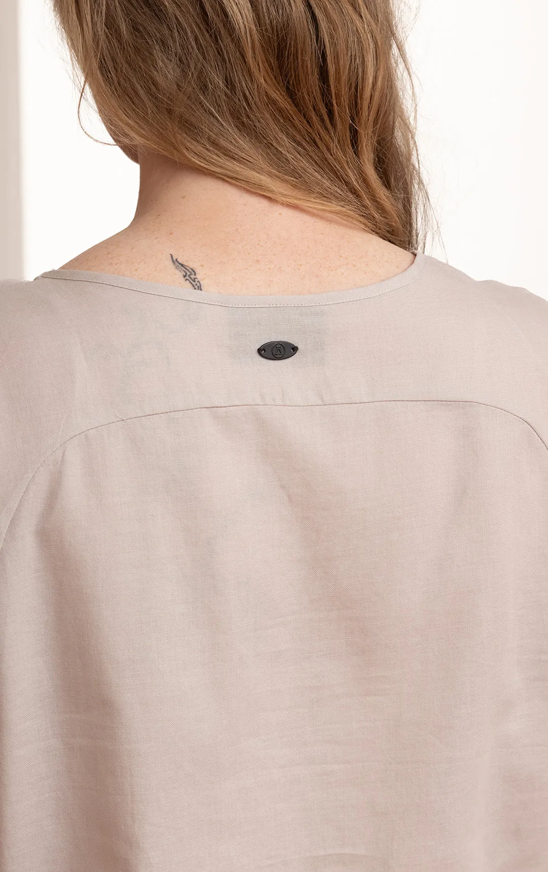 LIGHTWEIGHT ORGANIC COTTON TOP - CLEARANCE