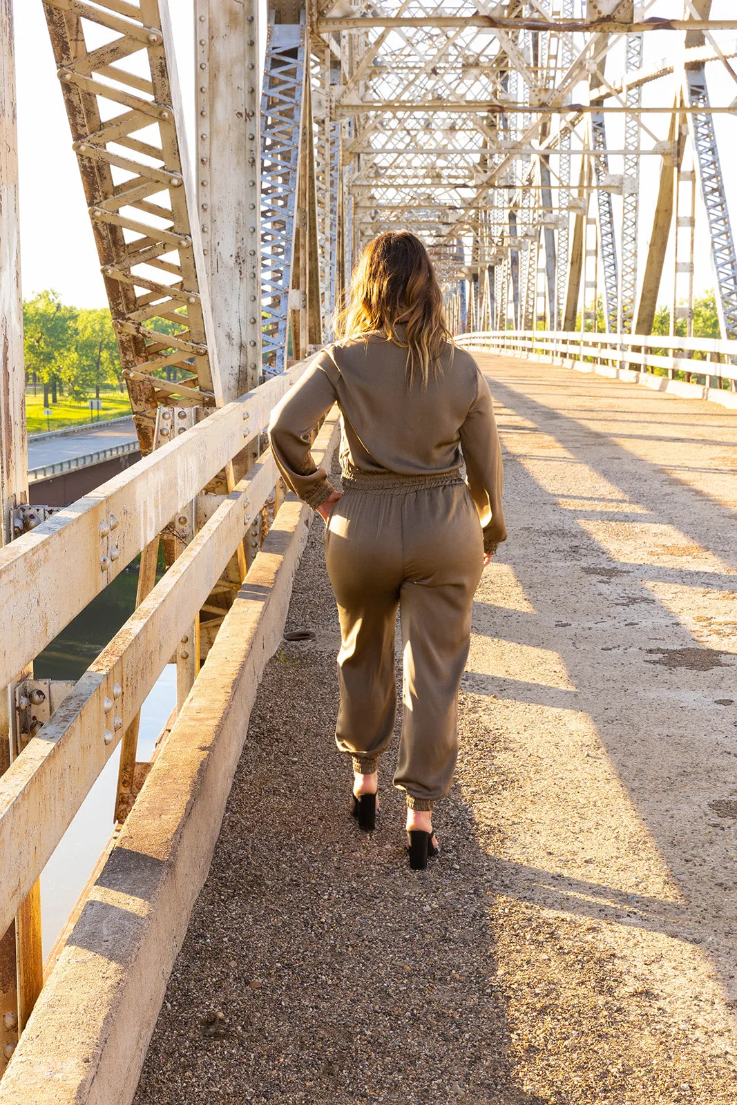 Noelle Satin Lightweight Pants