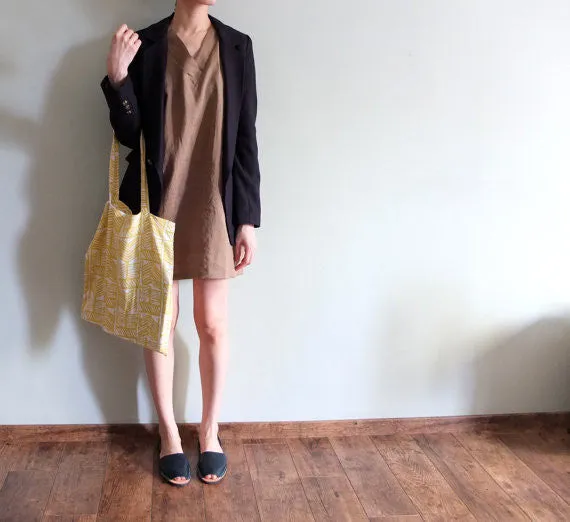Noura tote-sold out