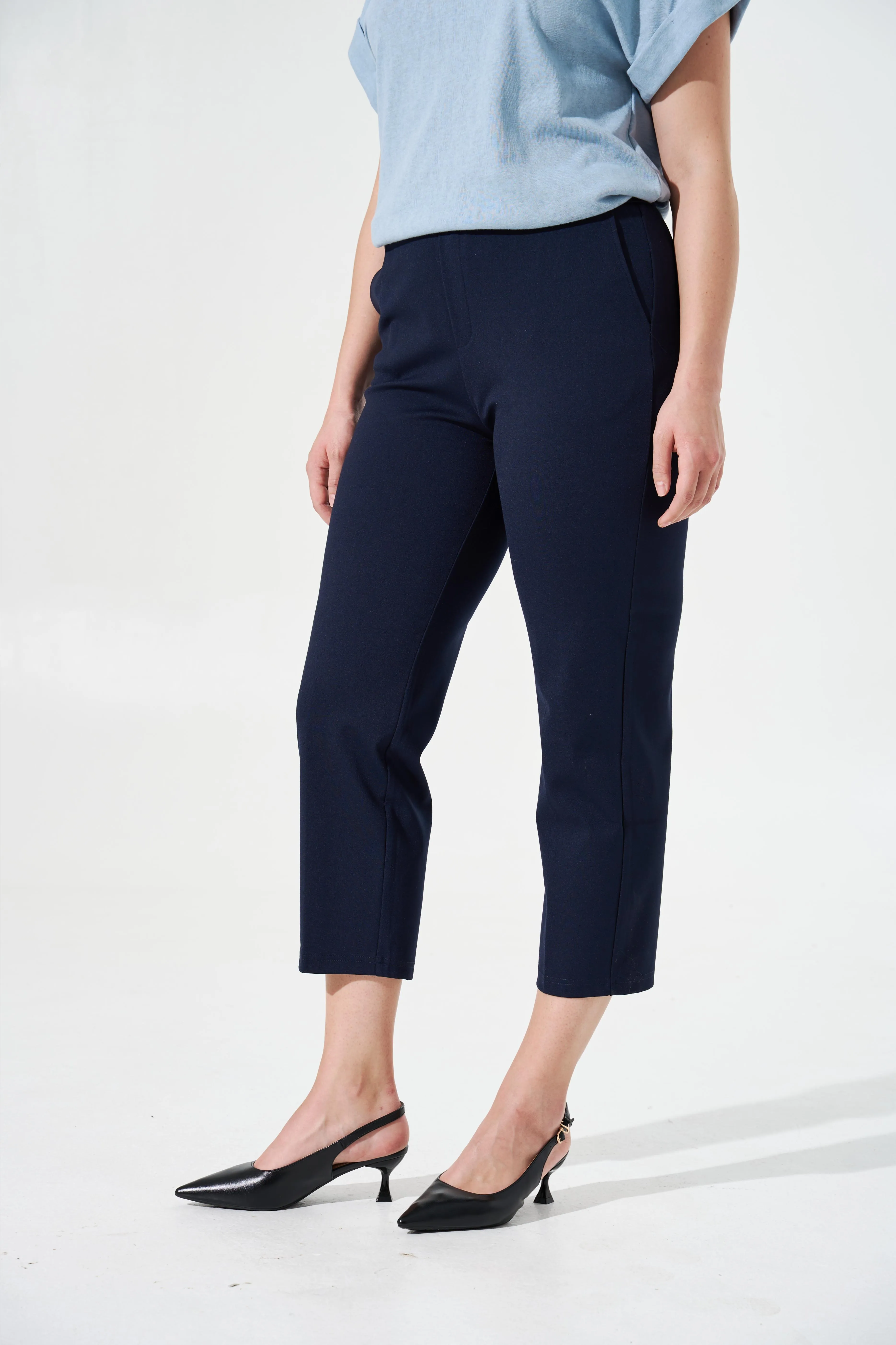 [Petite Collection] Cooling & Breathable, Wrinkle-Free Suit Trouser With Stretchable Waistband & Pockets