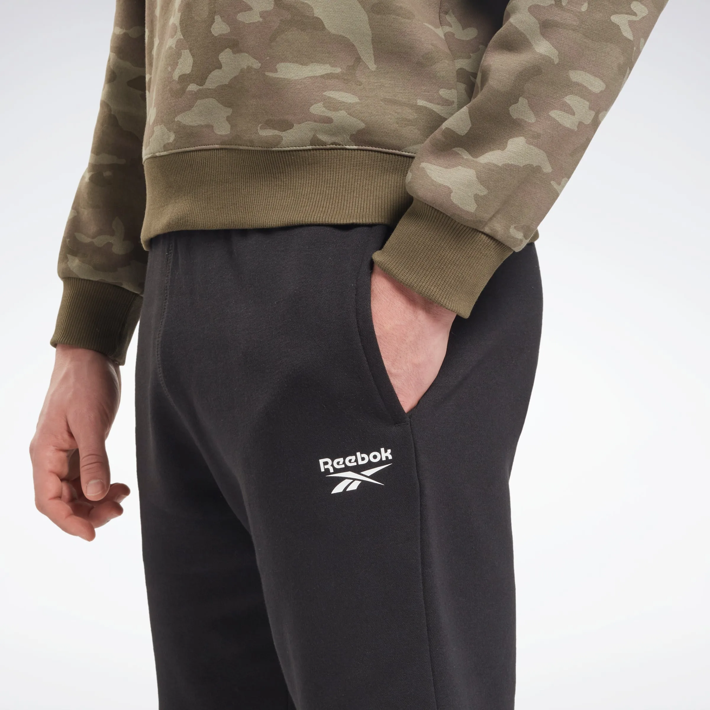Reebok Apparel Men Reebok Identity Fleece Shorts Black