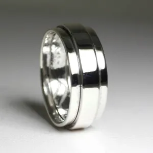 Stepped Edge Men's Wedding Band - Polished finish