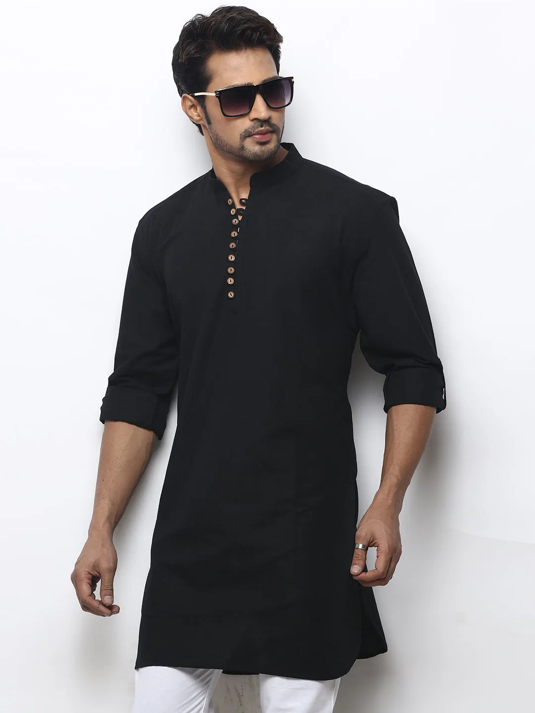 Stunning Men's Plain  Black Mid-Length Cotton Kurta